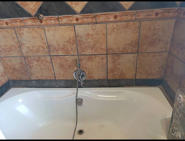 4 BEDROOM HOUSE FOR SALE IN THREE RIVERS